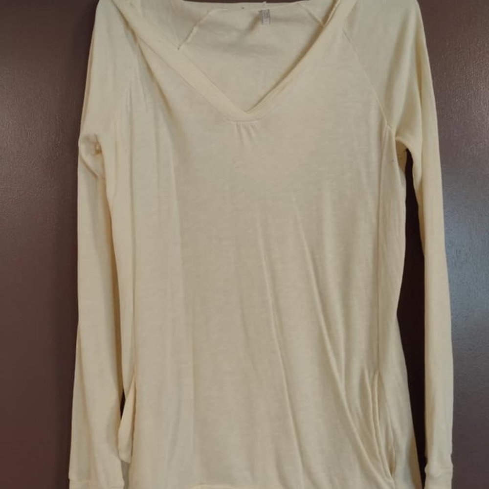 LARGE WOMENS OLD NAVY HOODED SHIRT LADIES PULL OVER HOODIE TOP YELLOW LG - Picture 3 of 5